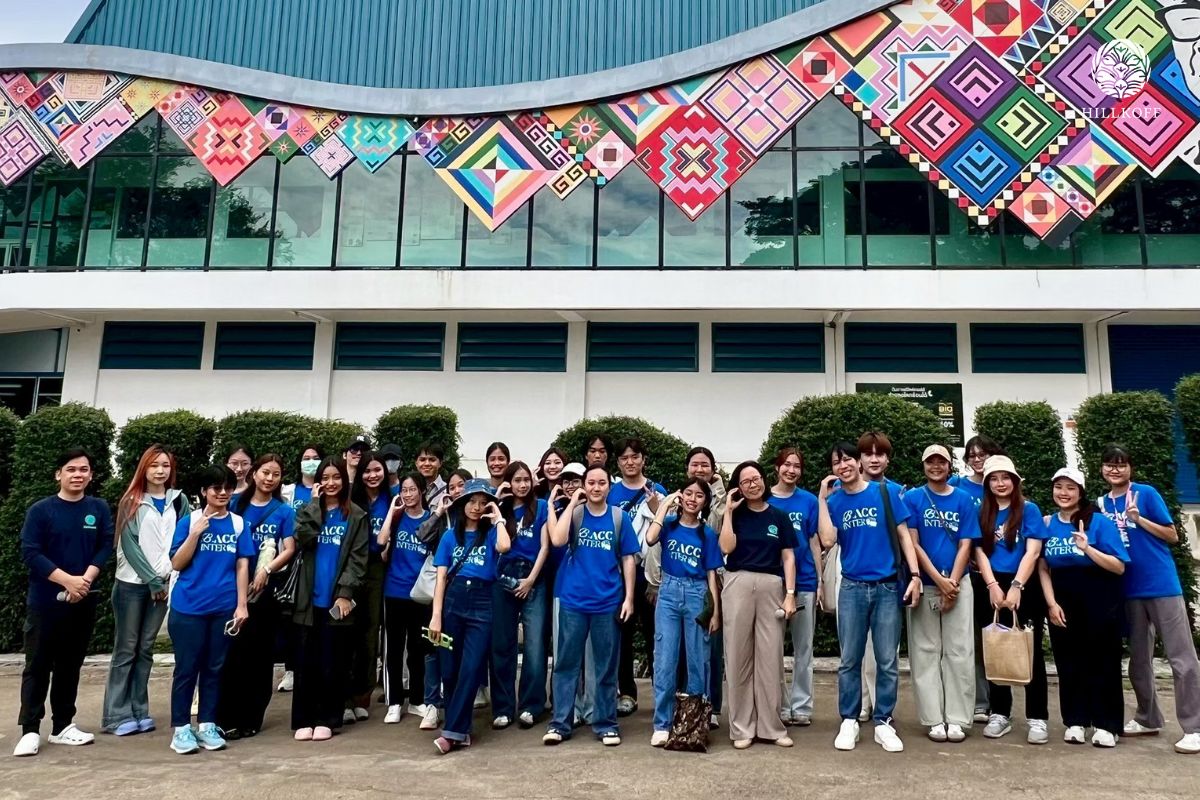 You are currently viewing ต้อนรับนักศึกษาหลักสูตรบัญชีบัณฑิต (หลักสูตรนานาชาติ) ภาควิชาการบัญชี คณะบริหารธุรกิจ มหาวิทยาลัยเชียงใหม่ เข้าศึกษาดูงานด้านธุรกิจกาแฟแบบครบวงจร